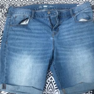 Old Navy Bermuda Sorts